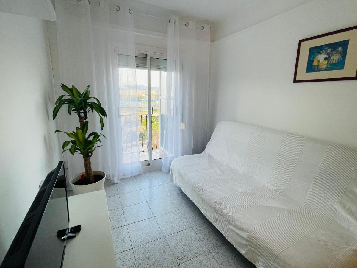 Barca 1 Apartment Sant Adria de Besos Exterior photo